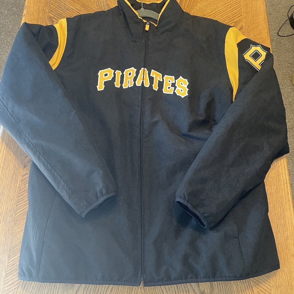 Womans majestic Pittsburgh Pirate On-field Therma Base Thermal Full ZipUp Jacket